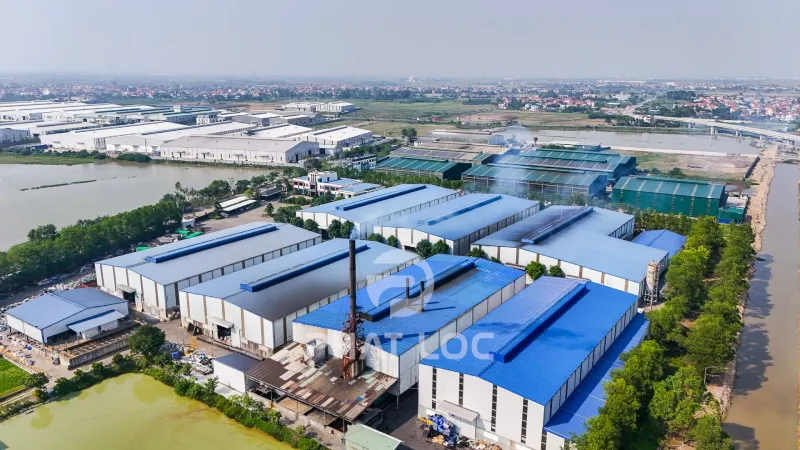 Tôn nhựa lợp mái phù hợp cho những công trình nào? 1 Tôn nhựa lợp mái phù hợp cho những công trình nào?