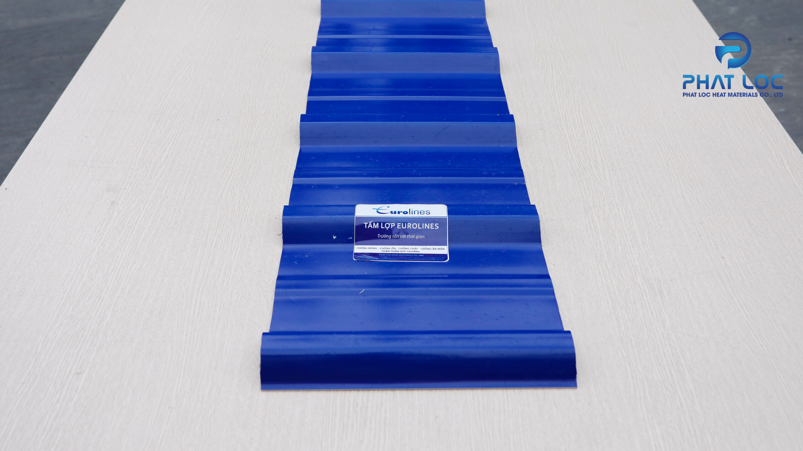 Tôn Nhựa 5 Sóng Vuông - PVC/ASA Eurolines 2 Tấm lợp nhựa