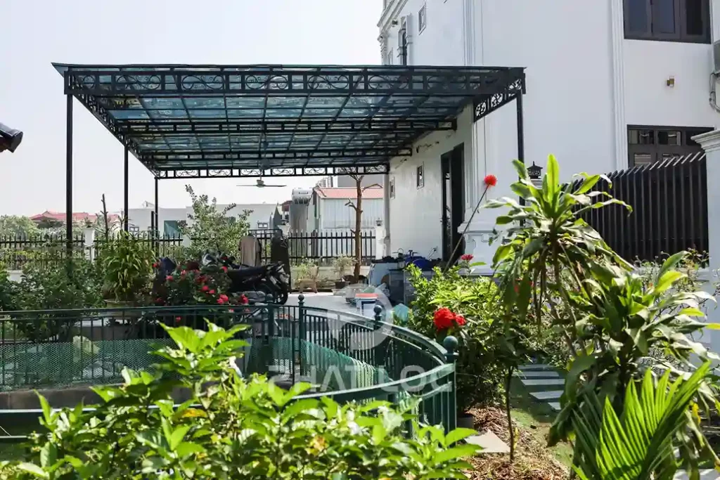 Tôn Nhựa Lấy Sáng Có Tốt Không? Tất Tần Tật Sự Thật Bạn Cần Biết Trước Khi Chọn Mua! 6 Công trình dân dụng