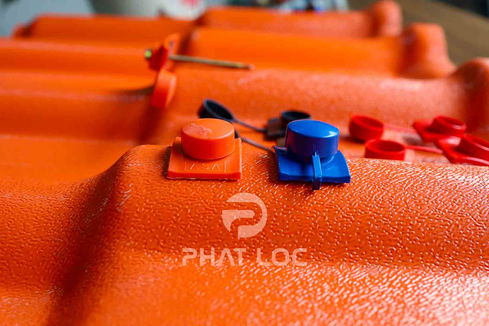 Nắp Chụp Vít Ngói Nhựa, Chống Ăn Mòn – Phụ Kiện Ngói Nhựa PVC/ASA Eurolines 8 Nắp chụp vít ngói nhựa