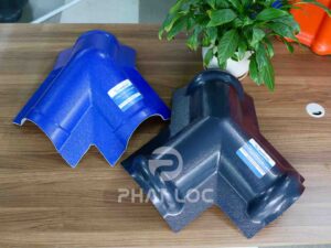 Tấm Úp Đỉnh Ngói Nhựa - Phụ Kiện Ngói Nhựa PVC/ASA Eurolines 9 Chạc 3 úp đỉnh ngói nhựa - Phụ kiện ngói Eurolines