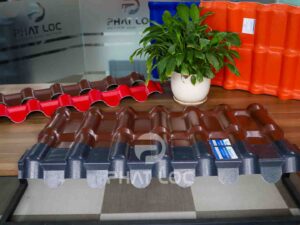 Tấm Diềm Hiên Mái Ngói Nhựa - Phụ Kiện Ngói Nhựa PVC/ASA Eurolines 12 Tấm diềm hiên mái ngói nhựa - Phụ kiện tôn nhựa giả ngói Eurolines