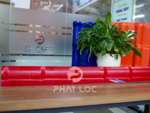 Phụ Kiện Ngói Nhựa PVC/ASA Eurolines - Siêu Bền, Chống Thấm, Chống Dột 20 Tấm úp Tường viền trái phải mái ngói nhựa
