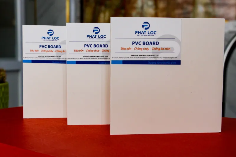Tấm Nhựa PVC Trắng Có Tốt Không? 5+ Ứng Dụng Và Báo Giá Chi Tiết 1 Tấm nhựa trắng là gì?