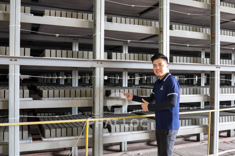 Nhà Máy Sản Xuất Pallet Nhựa Ép Gạch Không Nung PVC/PP Phát Lộc - Đa Dạng Mẫu Mã, Giá Gốc Từ Xưởng, Bảo Hành 1 Đổi 1, Giao Hàng Toàn Quốc 7 Dự án 1: Cung cấp 1.000 tấm pallet PVC kỹ thuật cho xưởng gạch tại tỉnh Thái Bình
