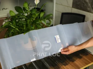 Tấm Nhựa Lấy Sáng Polycarbonate Màu Trắng Đục (Dạng Sóng) - NEWLIGHT 7 tam nhua lay sang polycarbonate mau trang duc dang song anh 3
